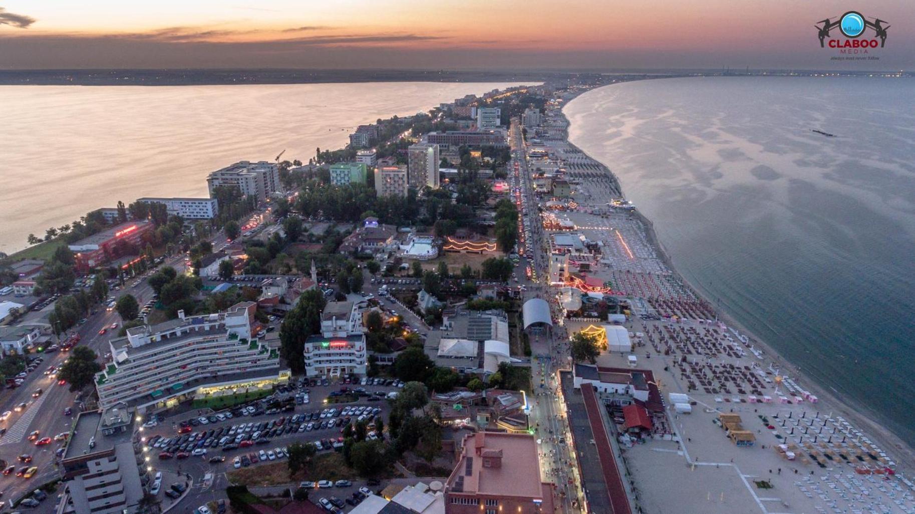 Summertime Tomis Villa Studio Mamaia Nord Navodari Ngoại thất bức ảnh